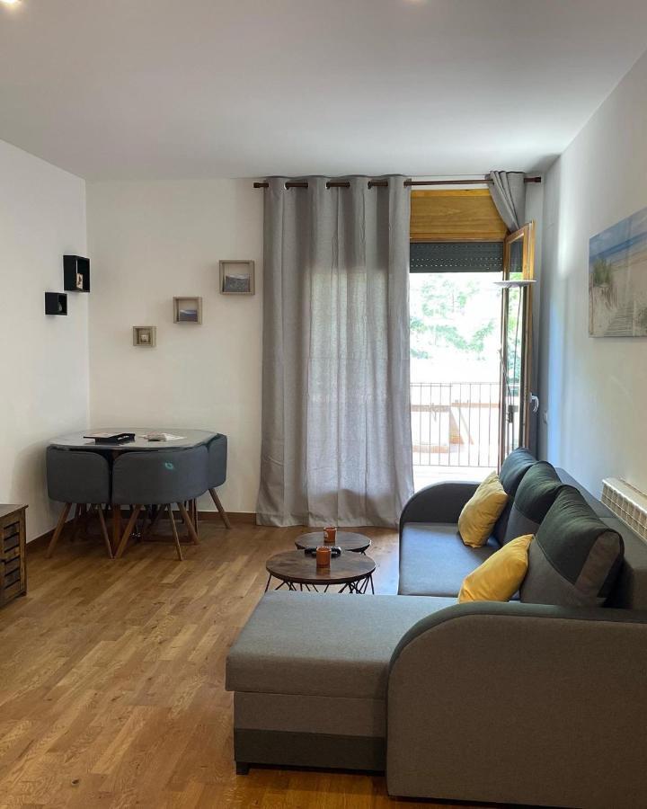 Precioso Calido Apartamento En Sort Con Terrazaアパートメント エクステリア 写真